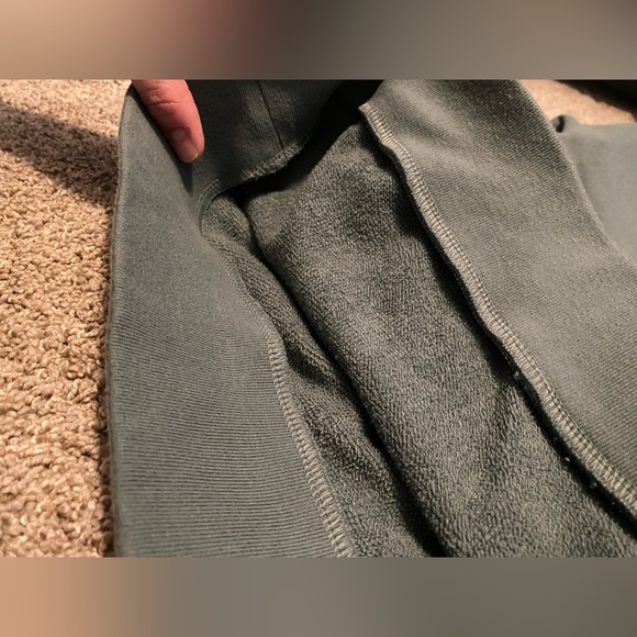 2 VICTORIA SECRET PINK HOODIES!🤩 - Picture 17 of 17